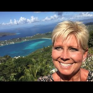 Meet your Posher, Liz